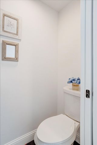 402 W Sam Rayburn Road, Ector, TX 75439