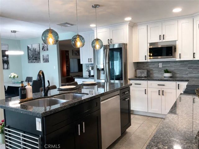 700 Church Place 3, Redlands, CA 92374