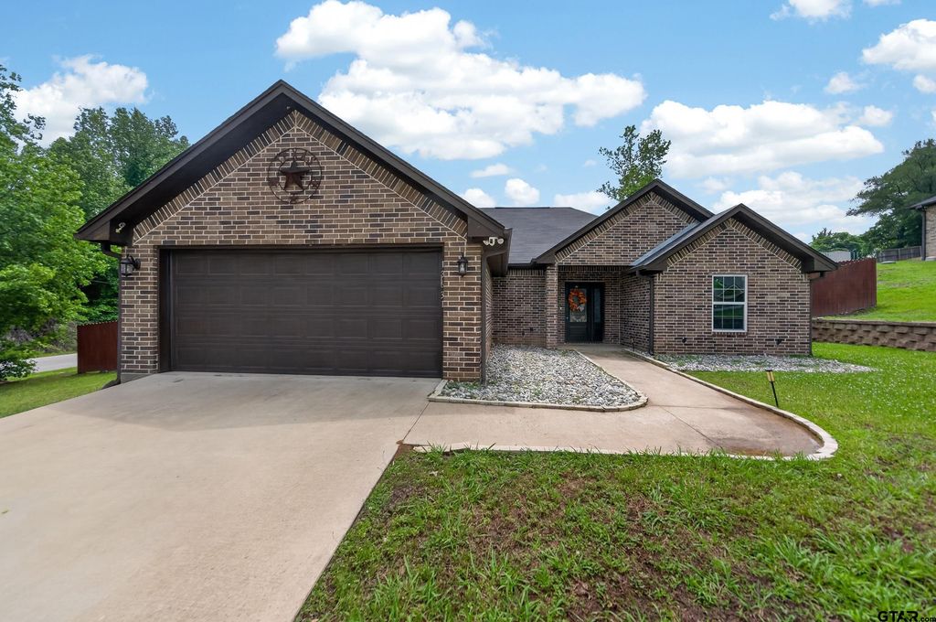 13631 Gena Drive, Tyler, TX 75709