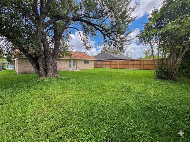 4214 Sandydale Lane, Houston, TX 77039