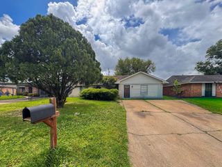 4214 Sandydale Lane, Houston, TX 77039