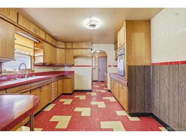 501 N 6th Ave, Brighton, CO 80601