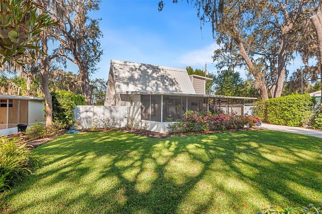 1817 BEACHWAY LN, Odessa, FL 33556