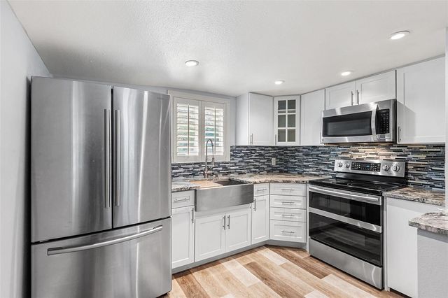 1817 BEACHWAY LN, Odessa, FL 33556