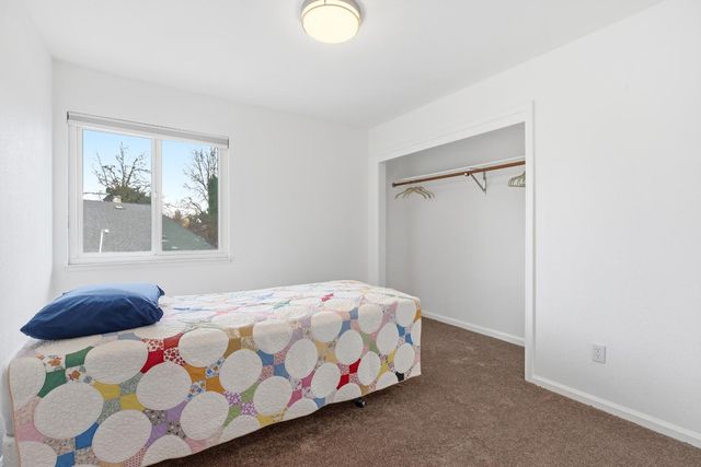 605 Sandpiper Cir, Lodi, CA 95240