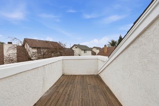 605 Sandpiper Cir, Lodi, CA 95240