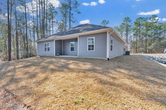 743 Saulston Circle SE, Bolivia, NC 28422