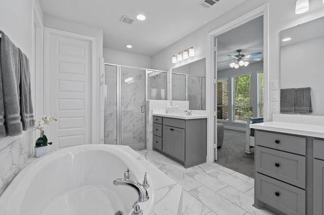 282 Sky Top Drive, Montgomery, TX 77316