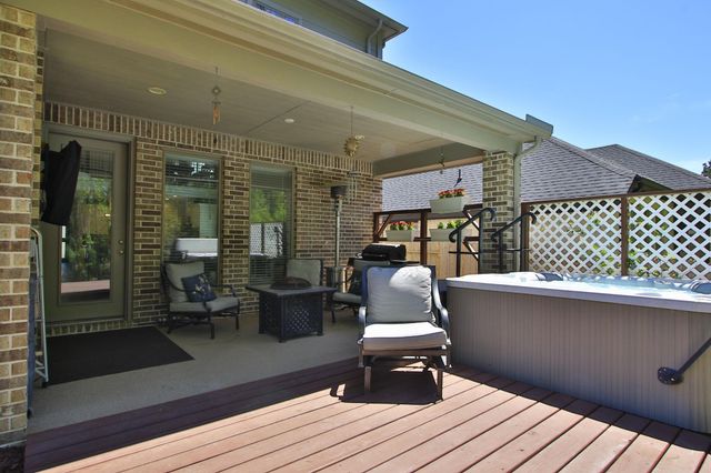 282 Sky Top Drive, Montgomery, TX 77316