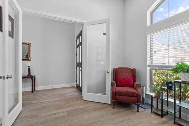 282 Sky Top Drive, Montgomery, TX 77316