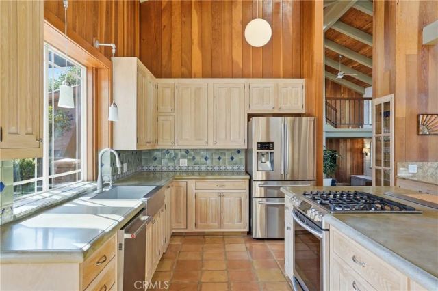 1251 Mesa Oaks, Lompoc, CA 93436