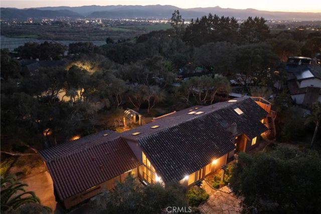 1251 Mesa Oaks, Lompoc, CA 93436