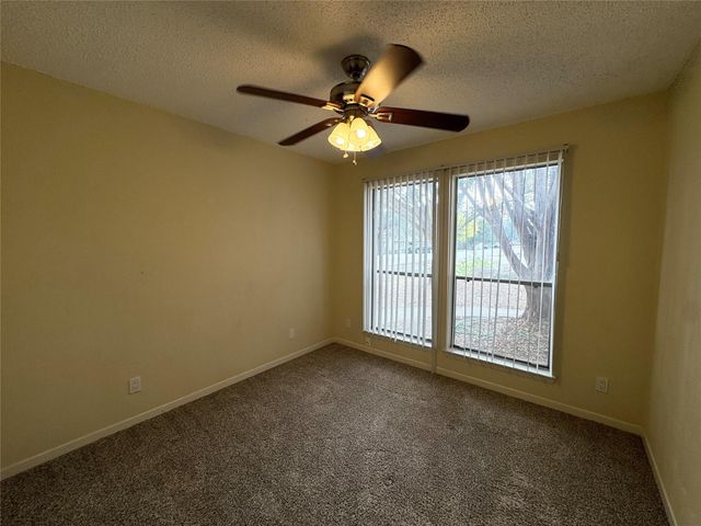 223 Stowaway CV B, Lakeway, TX 78734