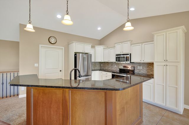 1107 NE Williamsburg Drive, Ankeny, IA 50021
