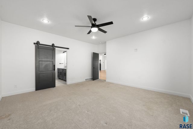 409 N Piper Dr Drive, Sioux Falls, SD 57110