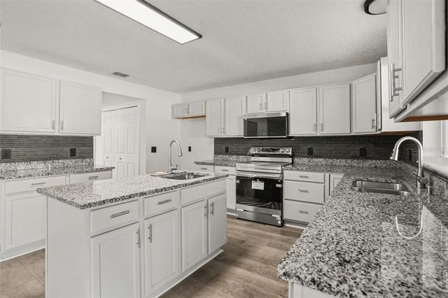 10317 FROG POND DRIVE, Riverview, FL 33569