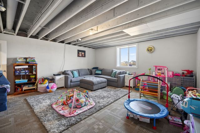 904 Cove Street SE, Bondurant, IA 50035