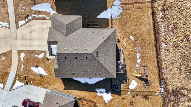 904 Cove Street SE, Bondurant, IA 50035