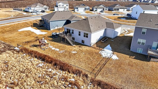 904 Cove Street SE, Bondurant, IA 50035