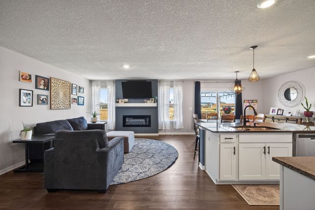 904 Cove Street SE, Bondurant, IA 50035