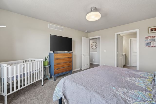 904 Cove Street SE, Bondurant, IA 50035