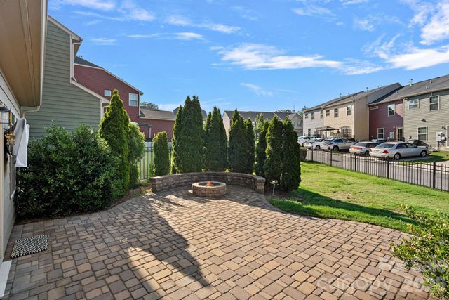 3719 Dolly Madison Road, Charlotte, NC 28208