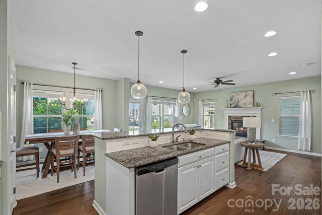3719 Dolly Madison Road, Charlotte, NC 28208