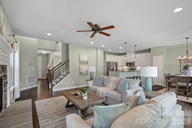 3719 Dolly Madison Road, Charlotte, NC 28208