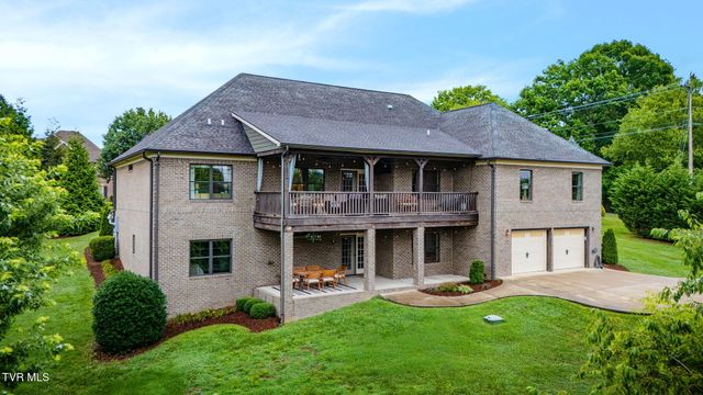 121 Sunset Ridge Boulevard, Johnson City, TN 37615
