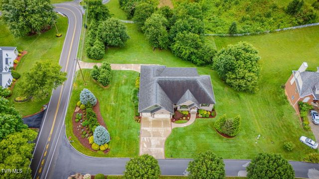 121 Sunset Ridge Boulevard, Johnson City, TN 37615