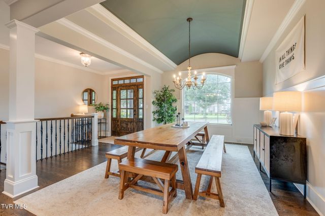121 Sunset Ridge Boulevard, Johnson City, TN 37615