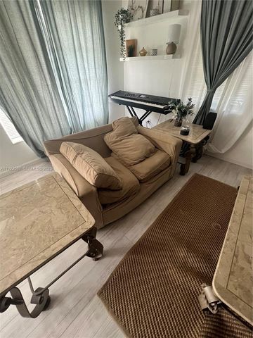 713 SW 7th Ave, Hallandale Beach, FL 33009