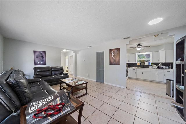 87 SAINT LUCIE AVENUE, Sarasota, FL 34232