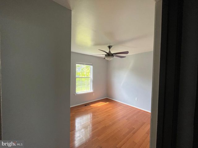 5102 NANTUCKET RD, College Park, MD 20740