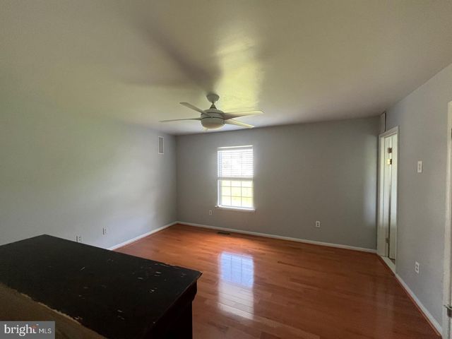 5102 NANTUCKET RD, College Park, MD 20740