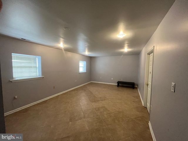 5102 NANTUCKET RD, College Park, MD 20740