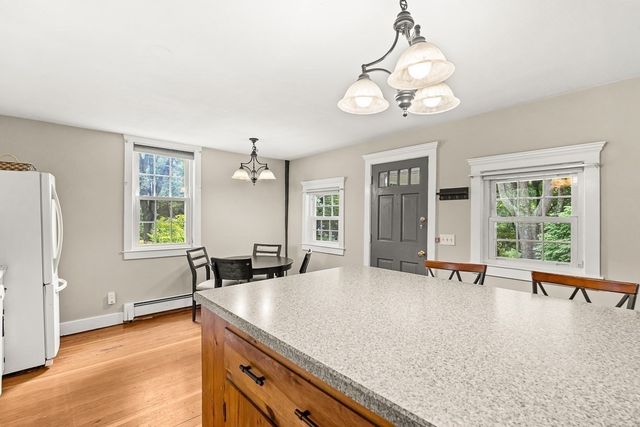 8 Moore Road, Westford, MA 01886