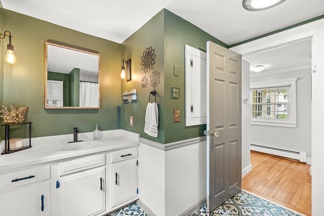 8 Moore Road, Westford, MA 01886