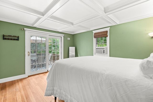8 Moore Road, Westford, MA 01886