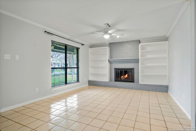 940 HAYSELTON AVE, New Braunfels, TX 78130