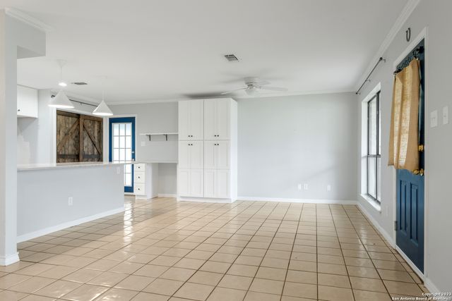 940 HAYSELTON AVE, New Braunfels, TX 78130