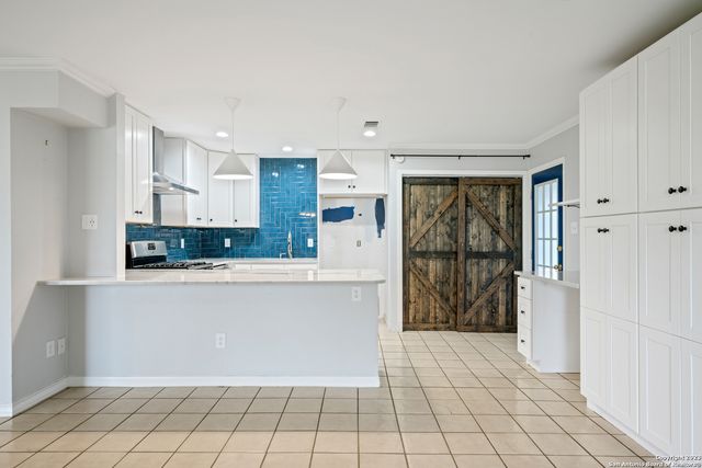 940 HAYSELTON AVE, New Braunfels, TX 78130
