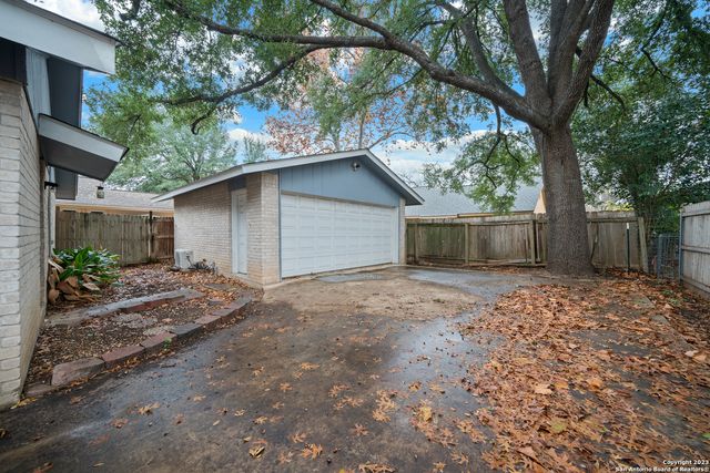 940 HAYSELTON AVE, New Braunfels, TX 78130