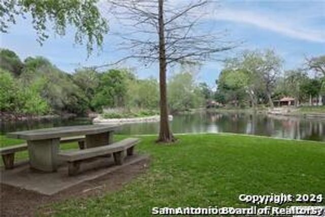 940 HAYSELTON AVE, New Braunfels, TX 78130