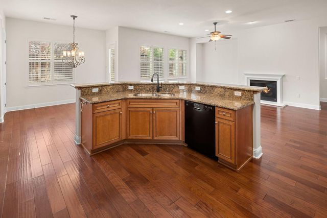 2144 Penstone Loop, Roseville, CA 95747