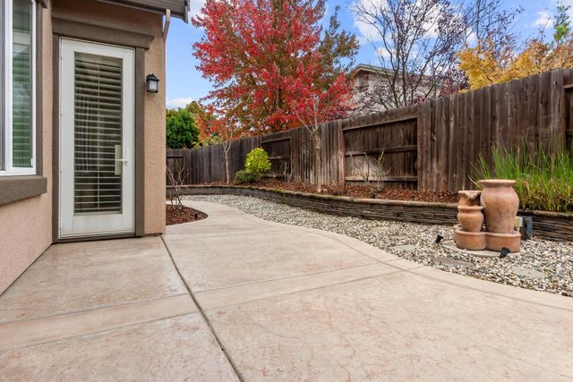 2144 Penstone Loop, Roseville, CA 95747