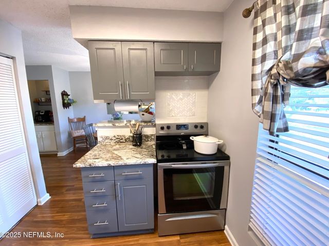 10200 BELLE RIVE Boulevard, 101, Jacksonville, FL 32256