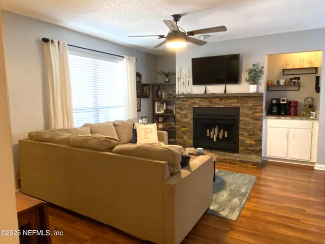 10200 BELLE RIVE Boulevard, 101, Jacksonville, FL 32256