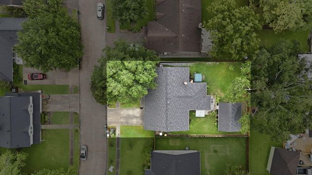 1814 Crooked Creek Lane, Pearland, TX 77581