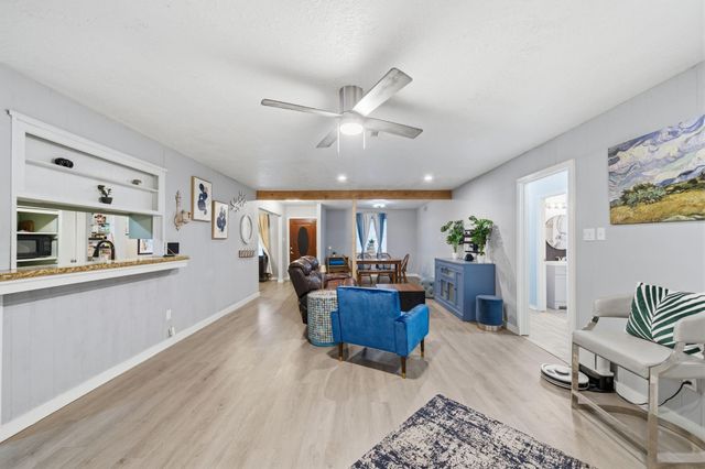1814 Crooked Creek Lane, Pearland, TX 77581